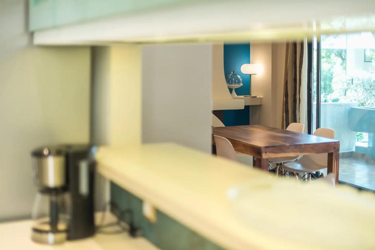 Glyfada Glass-Walled Designed Apt Athen Eksteriør billede